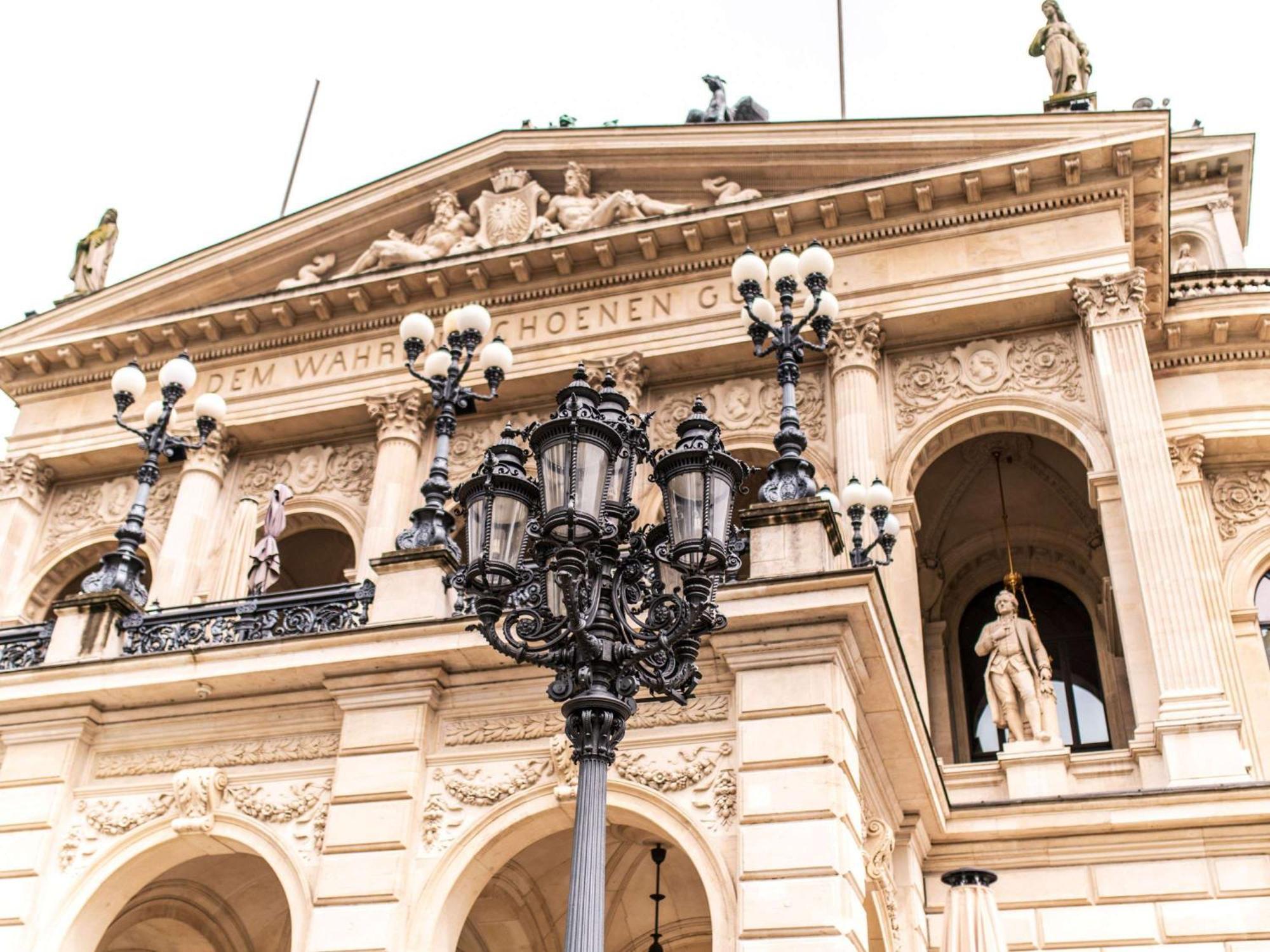Sofitel Frankfurt Opera Hotel Frankfurt am Main Eksteriør billede Teatro Colón, the main opera house of the country